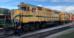 L-232 - Conway Scenic Yellowbird Hood Units